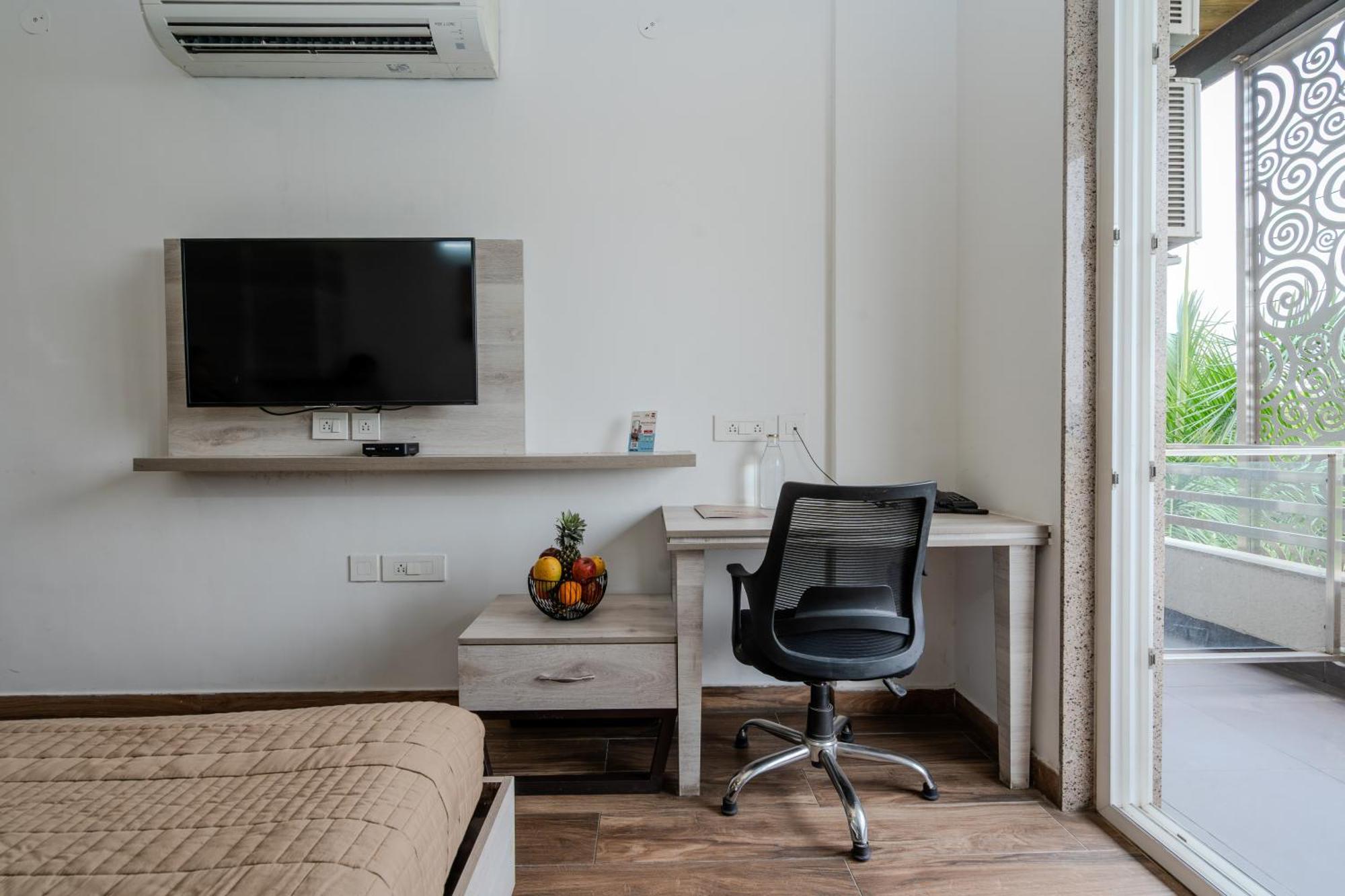 Stay Studio Hotel & Residences Gurgaon Luaran gambar